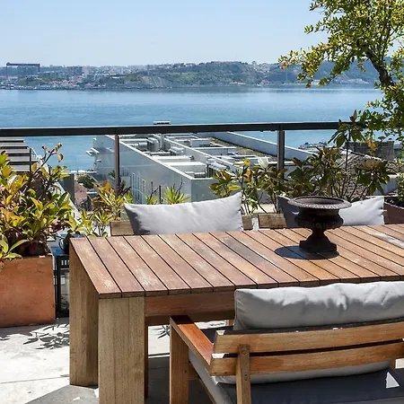 Chiado Penthouse * Lizbona
