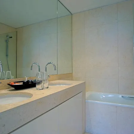 Chiado Penthouse Apartament